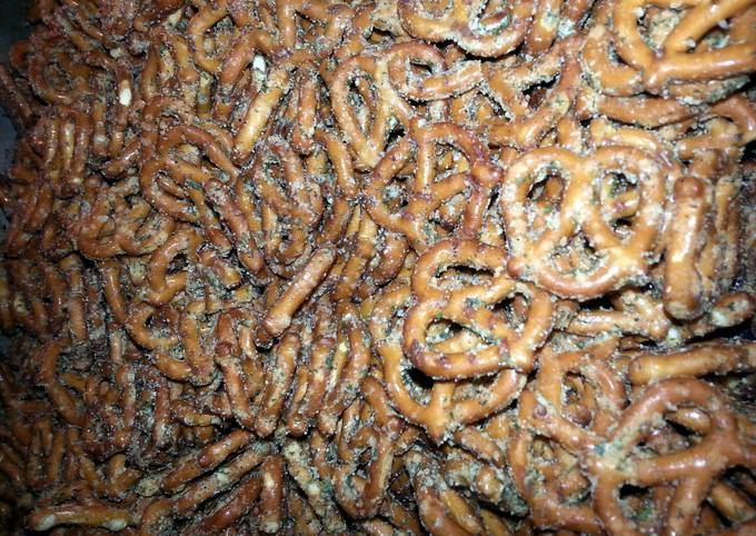 Recipe of Speedy Neil's spicy pretzels.