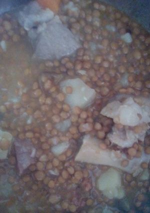 Una foto de Lentejas de magra fáciles