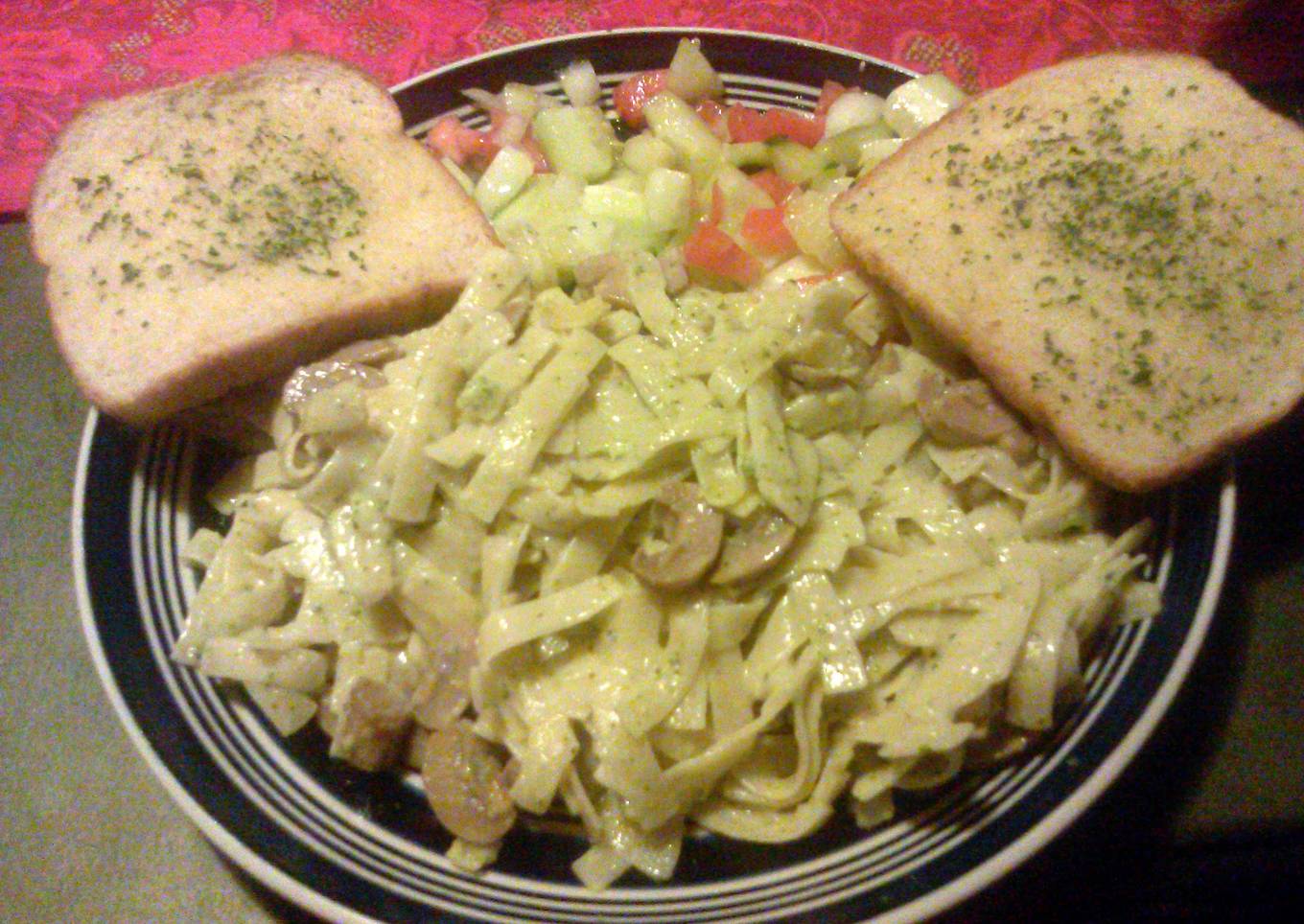 Quick Alfredo Dinner