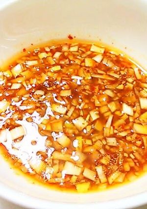 A picture of All-Purpose Scallion Sauce.
