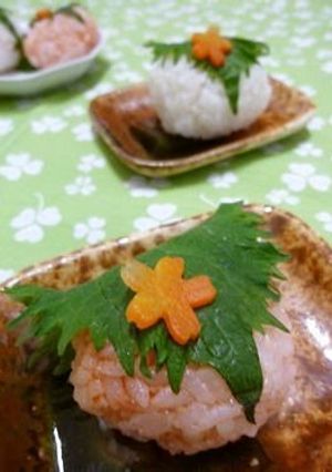 A picture of Shortcut Japanese Snack ~Sakura Mochi-Style Rice Balls.