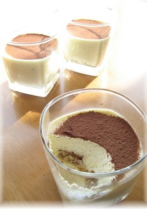 A picture of Black Tea Tiramisu.