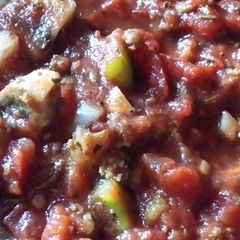 A picture of Elaine's thick and meaty spaghetti sauce.