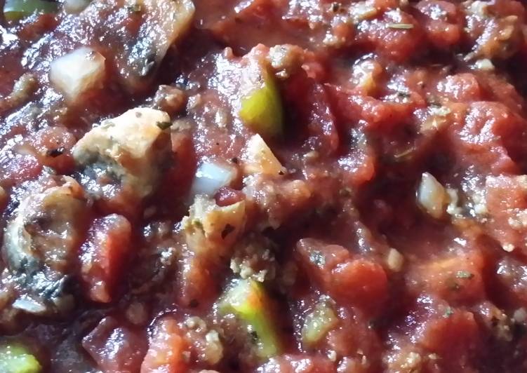 Steps to Prepare Perfect Elaine&#39;s thick and meaty spaghetti sauce