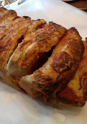 A picture of " Pizza Pull - Apart Bread".