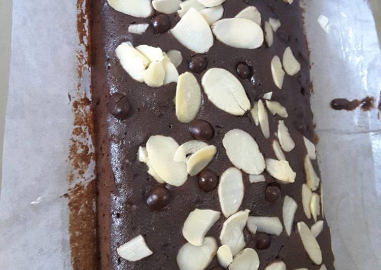 Langkah Mudah untuk Menyiapkan Brownies panggang yang Sempurna