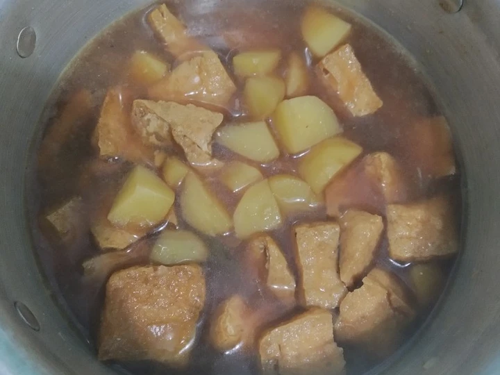 Cara Mudah Membikin Resep Semur Tahu Matang dan Kentang yang Lezat Sekali Anti Ribet, Lezat Sekali