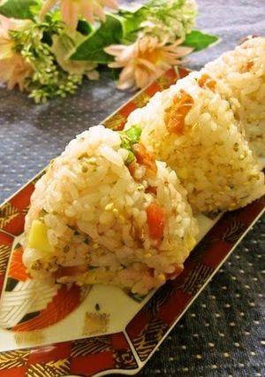 A picture of Our Family Favorite Onigiri Rice Balls.