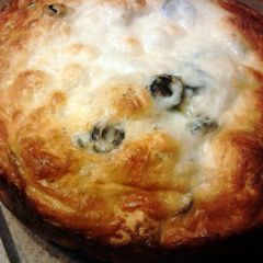 A picture of Olive & Garlic Pull Apart Bread.