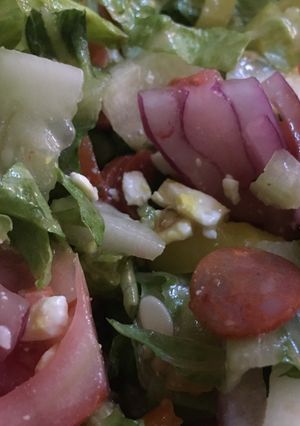 A picture of Greek Hoagie Salad.