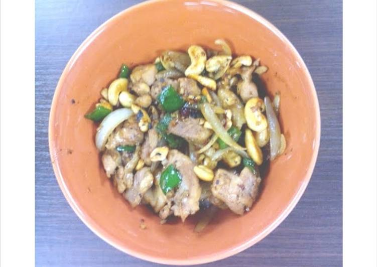 Step-by-Step Guide to Make Favorite Chicken with Cashew Nuts