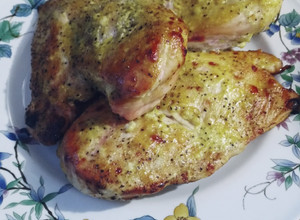 A picture of Honey Mustard Rosemary Chicken Breasts.