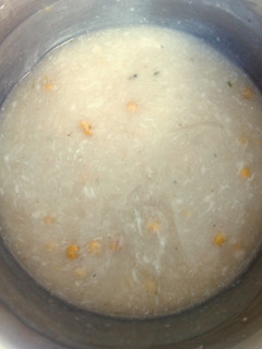 A picture of Knorr Chicken Corn Soup.