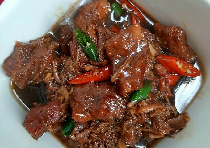 Resep Daging Sapi Lada Hitam oleh Misscook - Cookpad