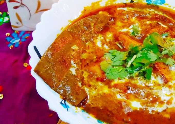 बिना लहसुन प्याज़ का शाही पनीर (Bina pyaz lahsun ka shahi paneer recipe in hindi) रेसिपी मुख्य फोटो