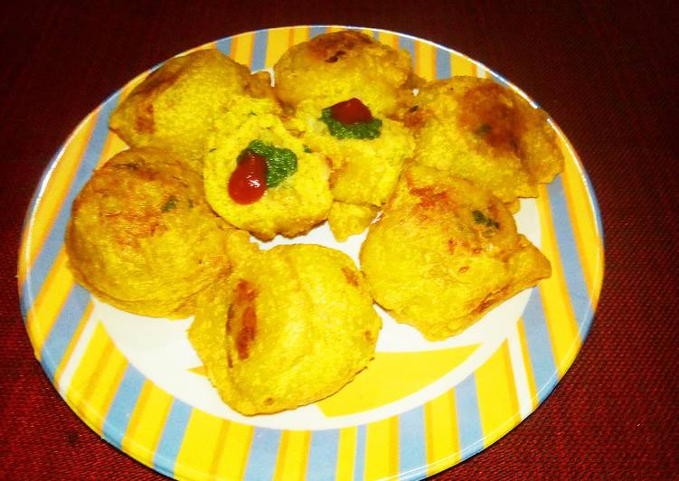 Recipe of Any-night-of-the-week Veg pulav vada