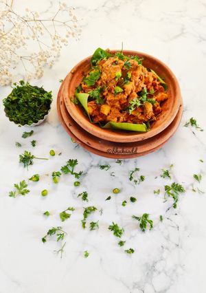 A picture of Chicken bharta.