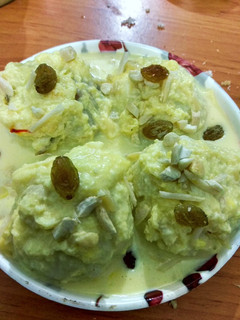 A picture of Bread rasmalai.