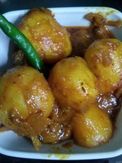 আলুর দম (Aloor dum recipe in Bengali) রেসিপির প্রধান ছবি