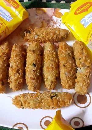 पोटैटो मैगी फिंगर (Potato maggi finger recipe in Hindi) रेसिपी मुख्य फोटो