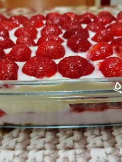 Epres desszert, sütés nélkül recept fotója