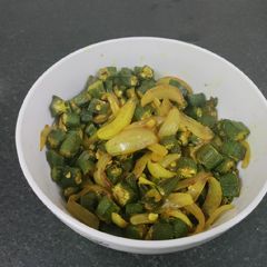 A picture of Bhindi Do Pyaaza.