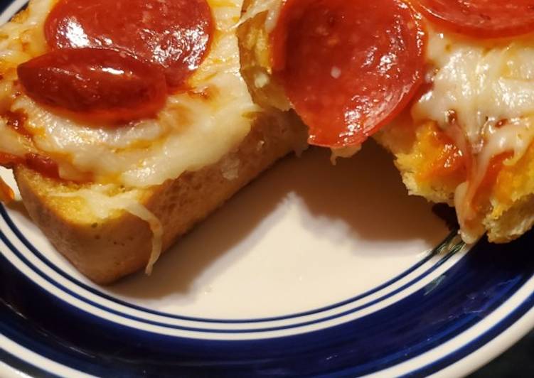Recipe of Quick Yummy pizza boats