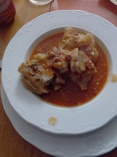 Una foto de Manitas de cerdo con salsa picante