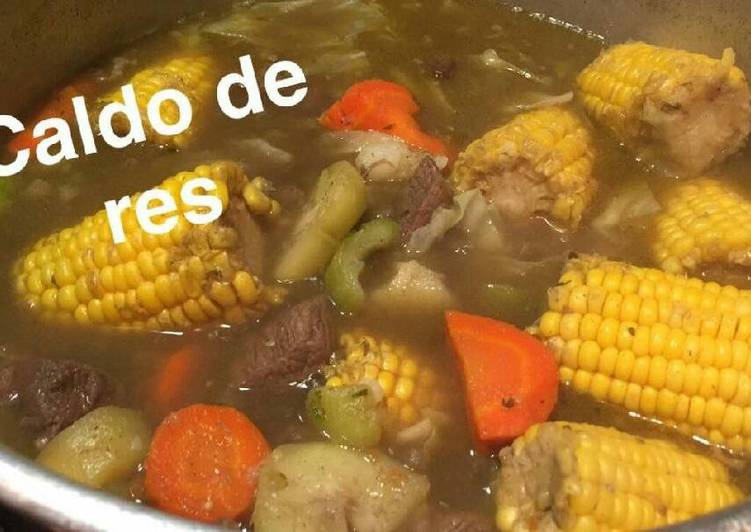 Caldo de Res (Soup of Beef)