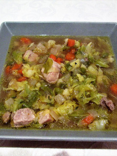 Una foto de Sopa invernal con jamón fresco de cerdo