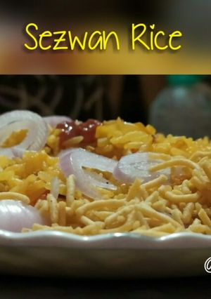 शेजवान चावल (Schezwan chawal recipe in Hindi) रेसिपी मुख्य फोटो