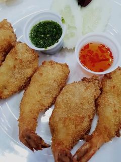 চট জলদি চিংড়ি পাকোড়া (chatjaldi chingrir pakora recipe in Bengali) রেসিপির প্রধান ছবি
