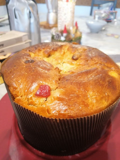 Foto principal de 156.Panettone de fruta escarchada y pasas / masa en panificadora