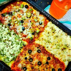 A picture of 4 in 1 Pizza.