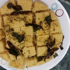 A picture of Dhokla.