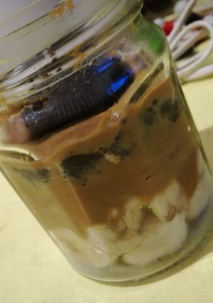 Una foto de Postre en vasito fácil y rápido