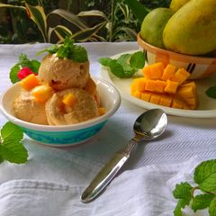 A picture of Mango Icecream.