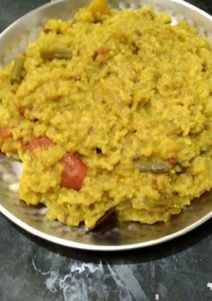 মিক্স ডাল সব্জি খিচুড়ি (mix dal sabji khichuri recipe in Bengali) রেসিপির প্রধান ছবি