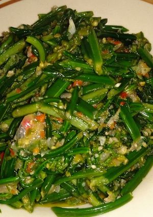 Foto resep Tumis pakis (latua paku)