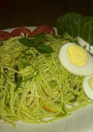 A picture of Green Chowmein.