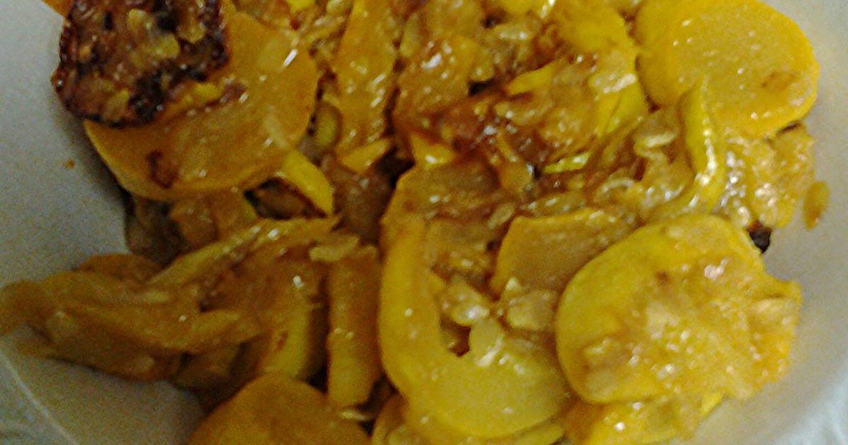 Squash and onions Recipe by skunkmonkey101 Cookpad