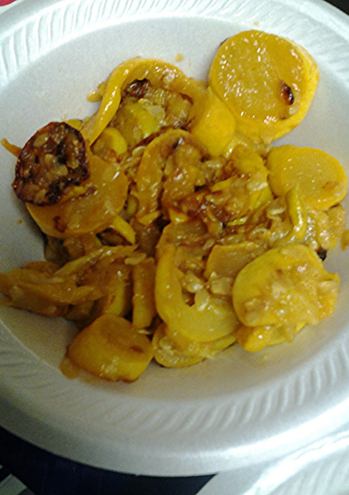 A picture of Squash and onions.