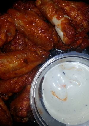 A picture of Hot wings.