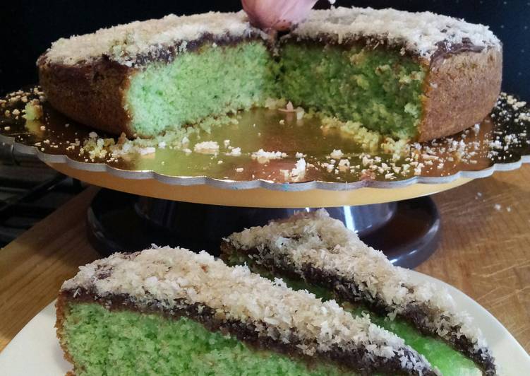 Steps to Prepare Perfect AMIEs Mint Cake with Cocco