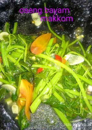 Foto resep Oseng bayam (bahan simple)