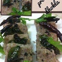A picture of High protein dhokla.