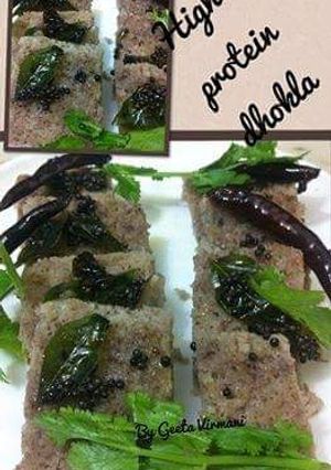A picture of High protein dhokla.