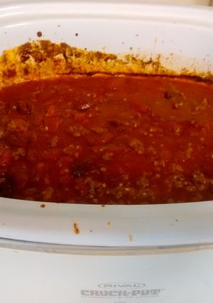 A picture of Crockpot chili.