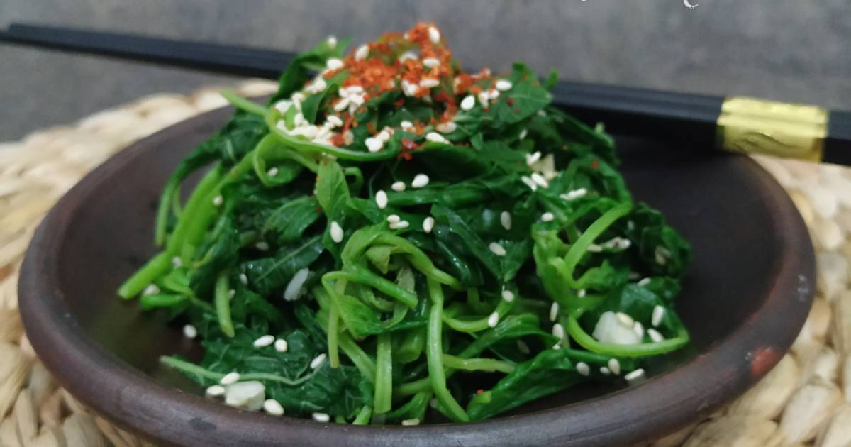 Resep Sigeumchi Namul / Salad Bayam Korea oleh Ummu Marwa Cookpad