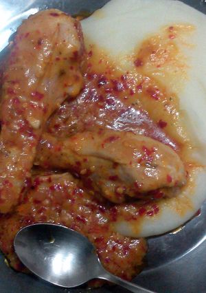 A picture of spicy orange chicken.